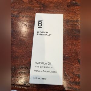 Blossom Essentials Hydration Oil - New In Box